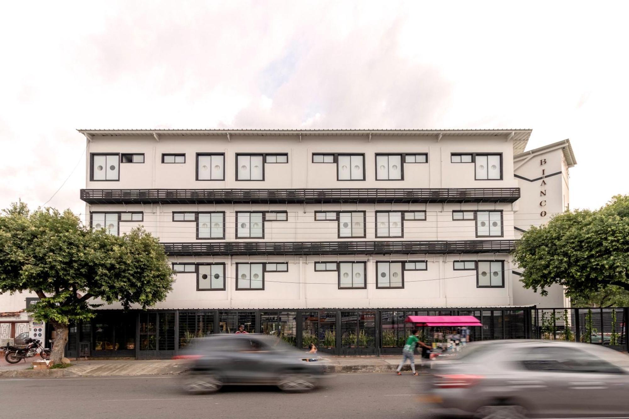Bianco Hotel Boutique Cucuta Bagian luar foto