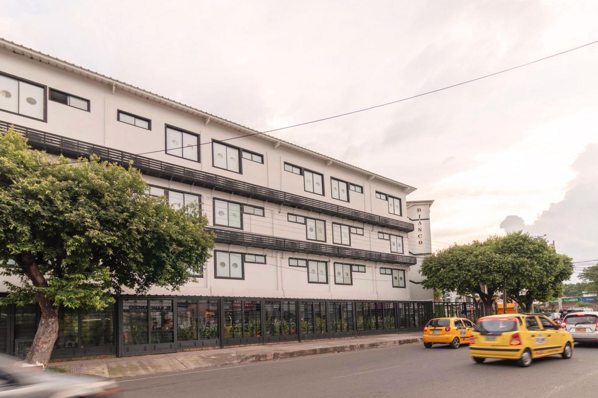 Bianco Hotel Boutique Cucuta Bagian luar foto